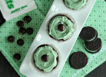 Mint Chocolate Cookie Cupcakes