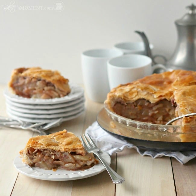 How to Make a Perfect Apple Pie | Baking a Moment