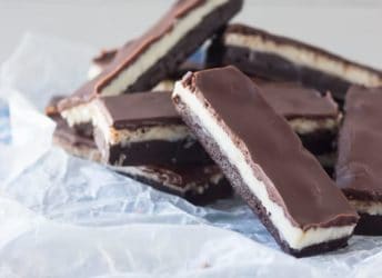 Almond Joy Brownie Bars | Baking a Moment