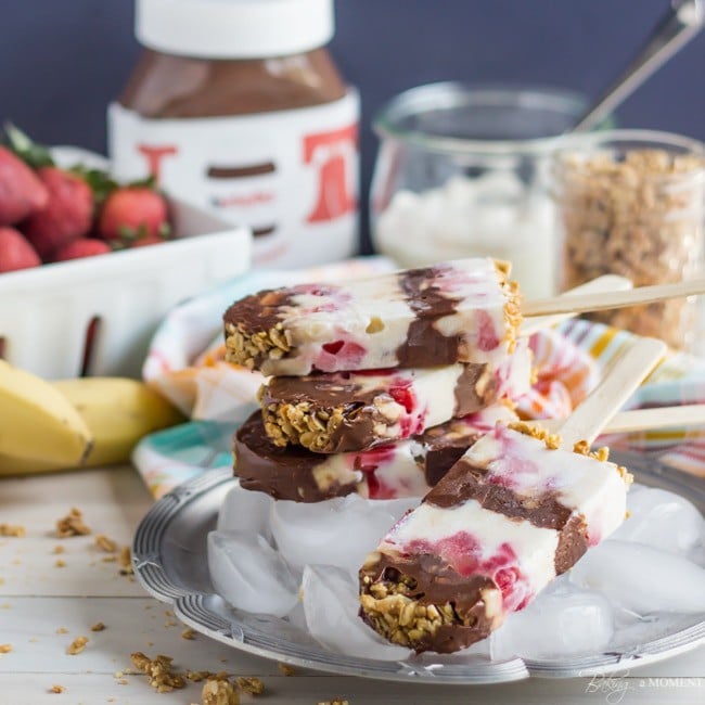 Nutella Yogurt Parfait Breakfast Popsicles | 30 Healthy Homemade Popsicles | Homemade Recipes