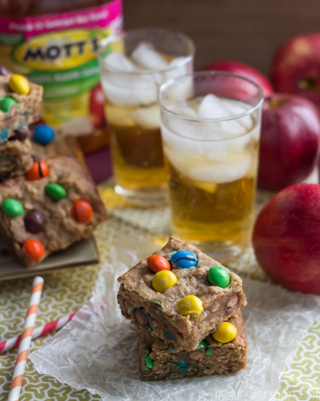 If you like snacking on Peanut Butter and Apples, you'll LOVE these Apple & PB M&M Blondie Bars!  #FlavorofFall #shop