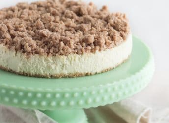 Amazing recipe! New York Crumb Cheesecake- the crumbly brown sugar streusel is so good with the creamy cheesecake!
