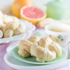 Grapefruit Bowknots- These were so pillowy soft and I loved the bright citrus flavor! Perfect for a brunch ;)