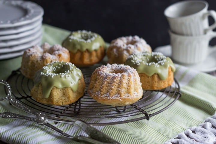 These almond tea cakes came together in a snap, with healthier ingredients like almonds, coconut oil, and einkorn flour.  The matcha glaze on top is perfection!  #paminthepan #ad
