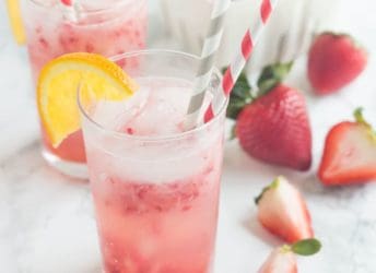 This drink was so easy to make, but really fun and different! #nonalcoholic #brunchweek