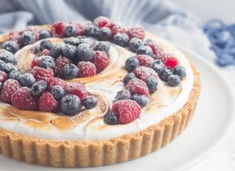 I loved the contrast between all the sweet s'mores goodness and those fresh summer berries. Definitely making this S'mores Berry Tart again for the fourth!