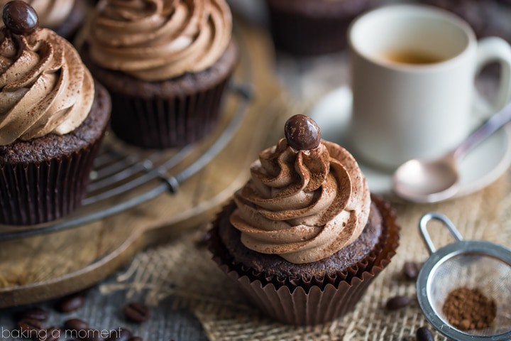Mocha Cupcakes: Omg so good! If you like coffee and chocolate, you'll LOVE this cupcake recipe!