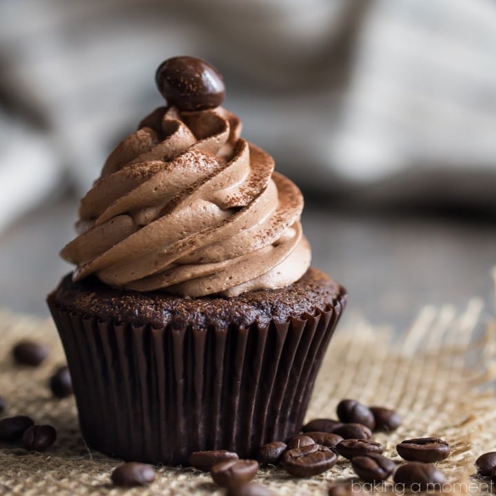 Mocha Cupcakes: Omg so good! If you like coffee and chocolate, you'll LOVE this cupcake recipe! 