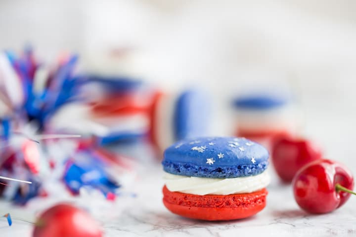 Red, White, and Blue Cherry Cheesecake Macarons: so much fun for a barbecue! Loved the patriotic colors- definitely on my must-make list for Memorial Day or July 4th. 