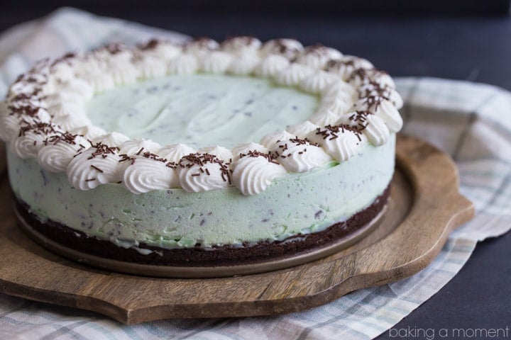 Mint Chocolate Chip Brownie Ice Cream Cake- a generous layer of homemade no-churn mint chocolate chip ice cream over a chewy brownie crust. Swoon! 