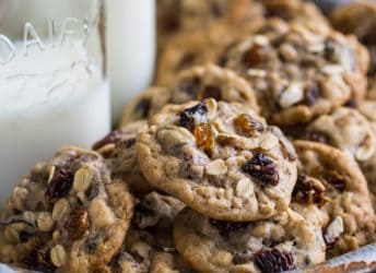 I could not stop eating these oatmeal raisin cookies! So soft and chewy, with plenty of sweet, plump raisins and warm cinnamon.