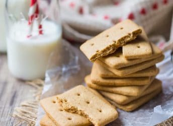 Homemade Graham Crackers: These were easy enough to make and the flavor blows the boxed kind away! food desserts cookies