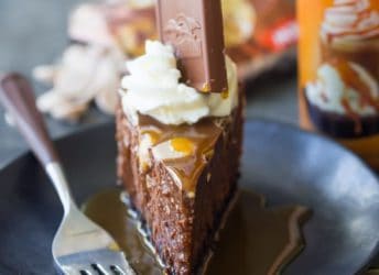 Chocolate Caramel Chip Cheesecake: Omg this was to-die-for! So rich and chocolate-y. Will definitely make again- it's a perfect make-ahead dessert. food desserts chocolate