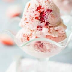No-churn fresh strawberry ice cream