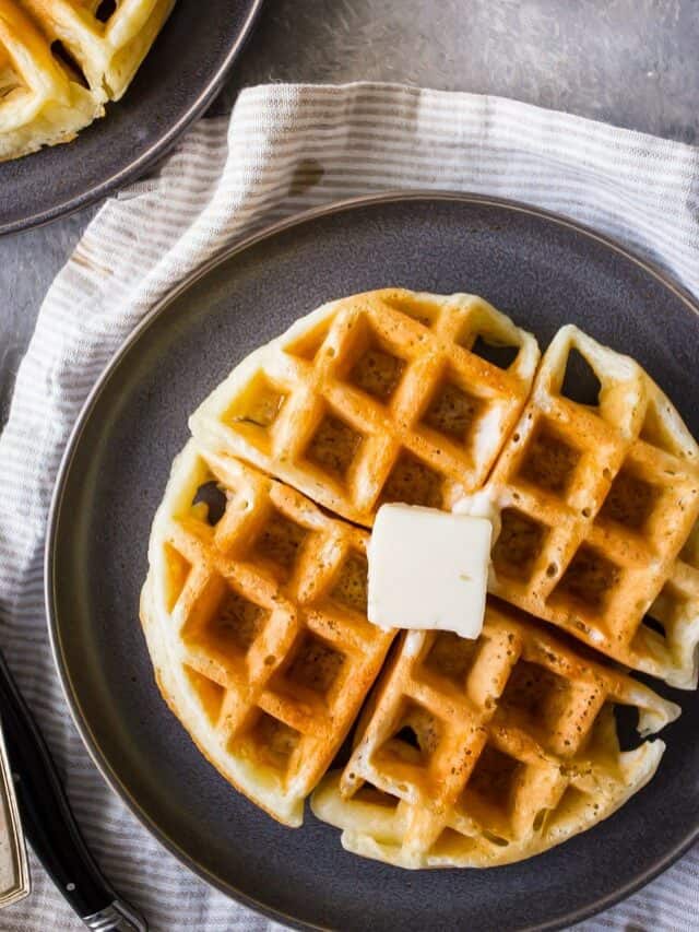 Old Fashioned Buttermilk Waffles
