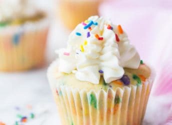 Homemade Funfetti Cupcakes Recipe