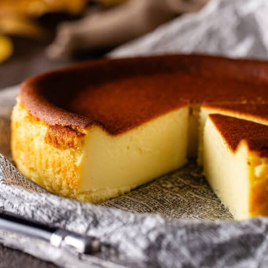 Basque Cheesecake - Baking A Moment