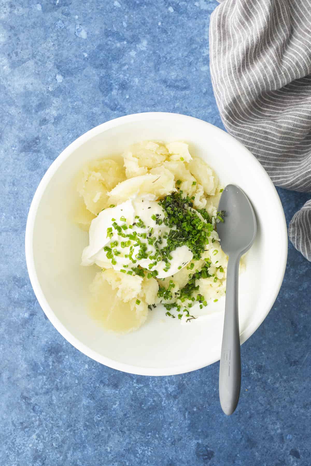 Potato flesh and other ingredients in a bowl