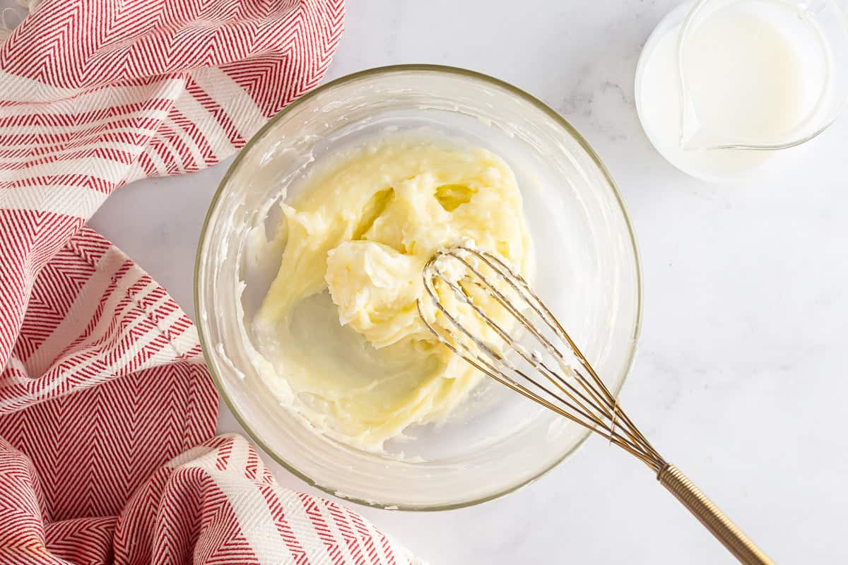 Cream cheese and powdered sugar after being mixed