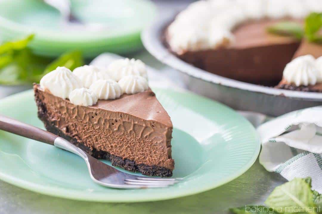 Mint Chocolate Icebox Pie