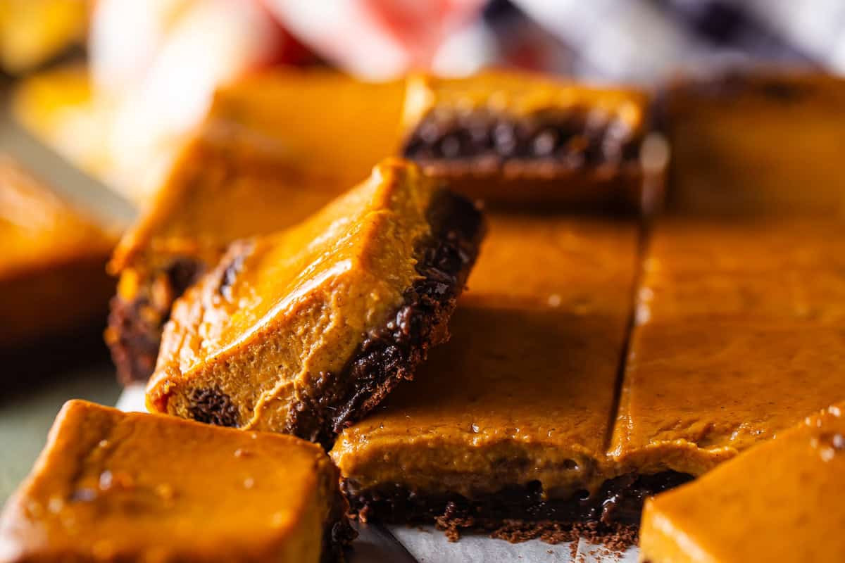 Pumpkin pie brownies cut into slices