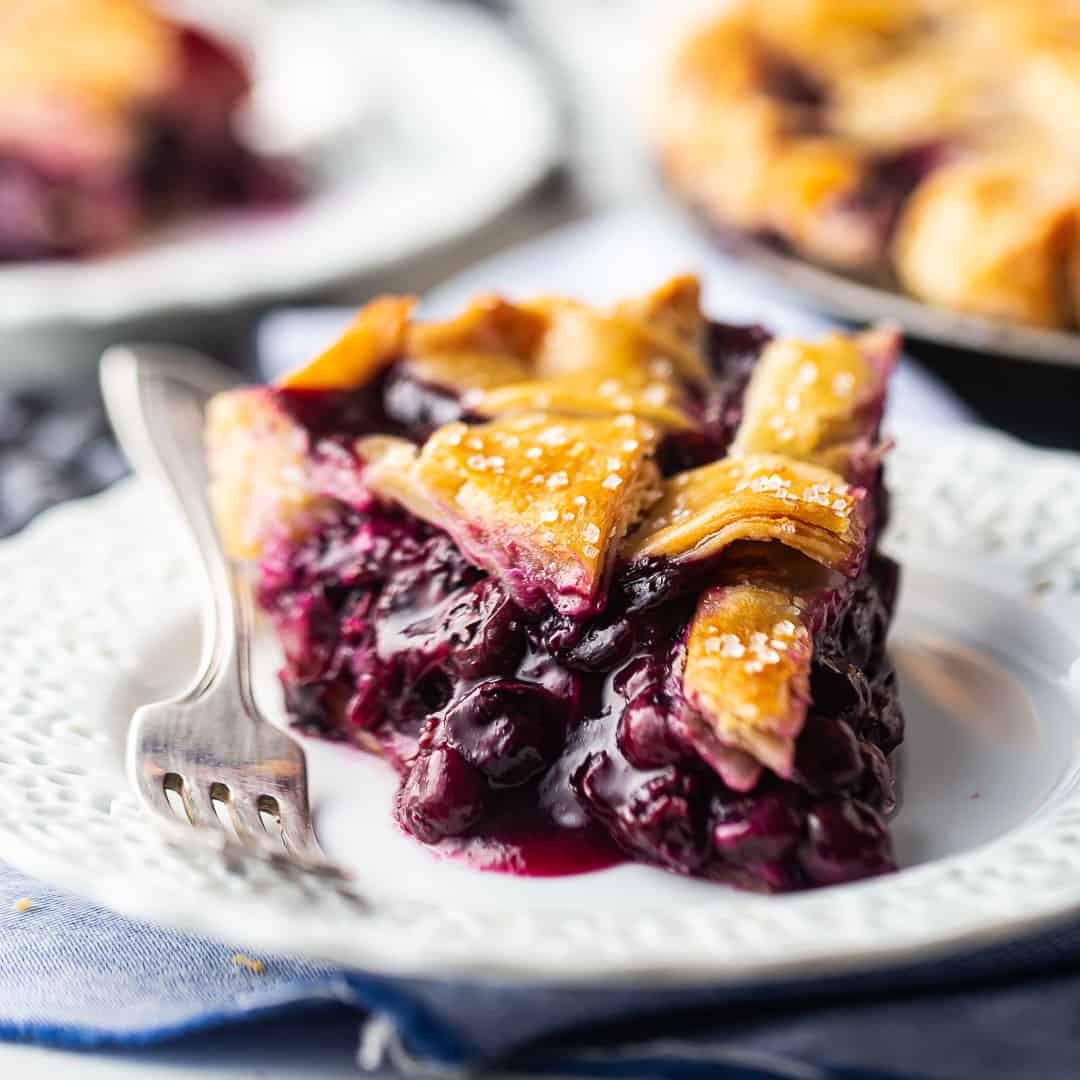 Best Ever Classic Blueberry Pie