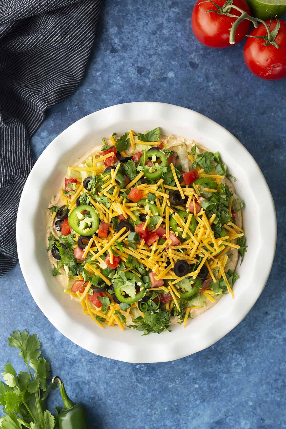 Taco dip in a pie dish